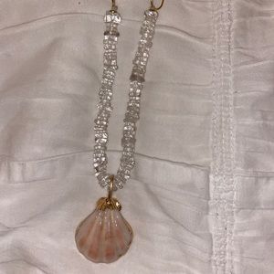 NWT - Anthropologie shell necklace